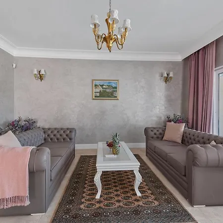 Carolus In Villa Vodice